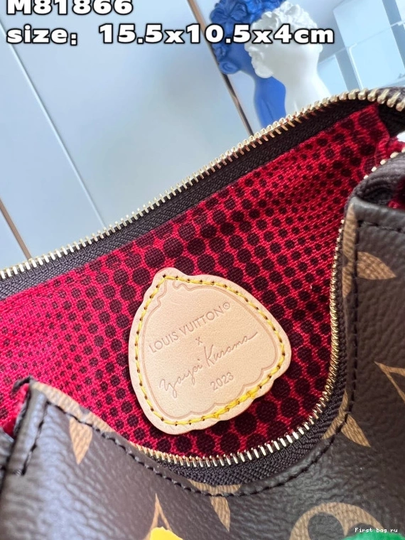 First bag ru MINI LOUIS POCHETTE X YK ACCESSOIRES VUITTON 0711